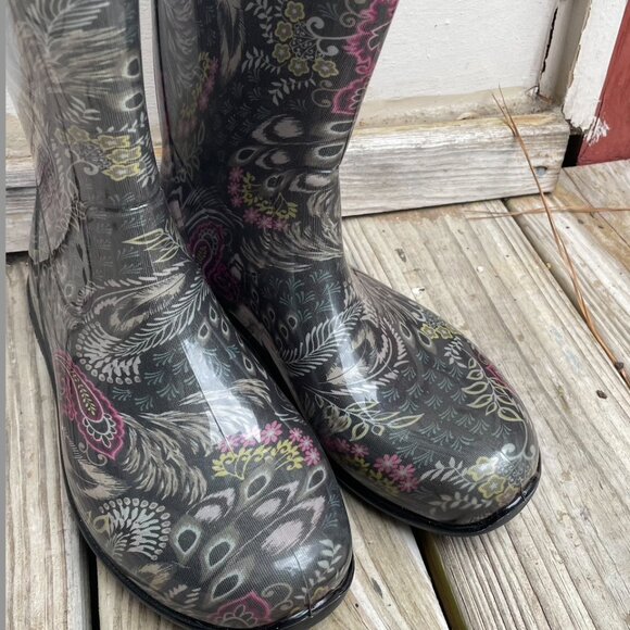 EUC- Kamik Gray Paisley Rain Boots Size 9 - Picture 13 of 13